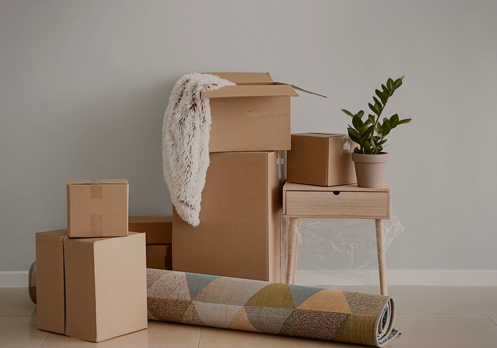 Apartment moving in North Hollywood